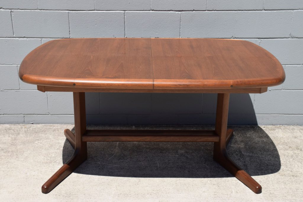 Diethelm Scanstyle Extendable Dining Table (Circa 1970s) - Structured ...